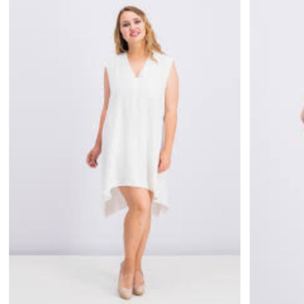 Larry Levine V-neck Flowy Back Dress, Snow